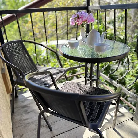 в мальовничому куточку мукачева *